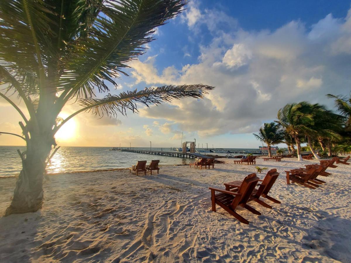 The Bounty Hotel Caye Caulker Exterior foto